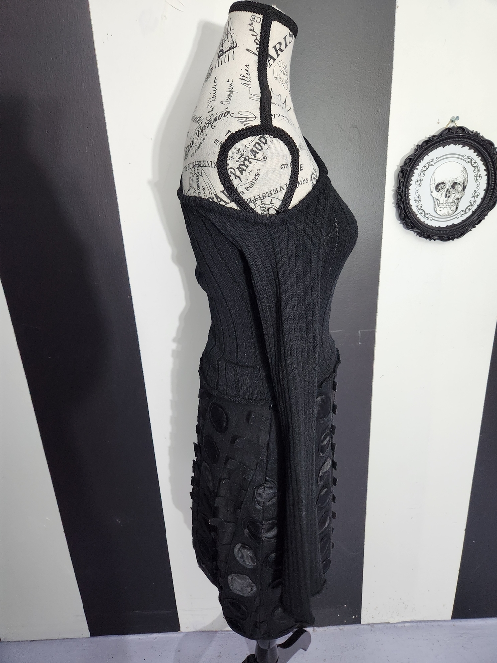 One-Shoulder Ribbed Sweater - Picture 4 of 8